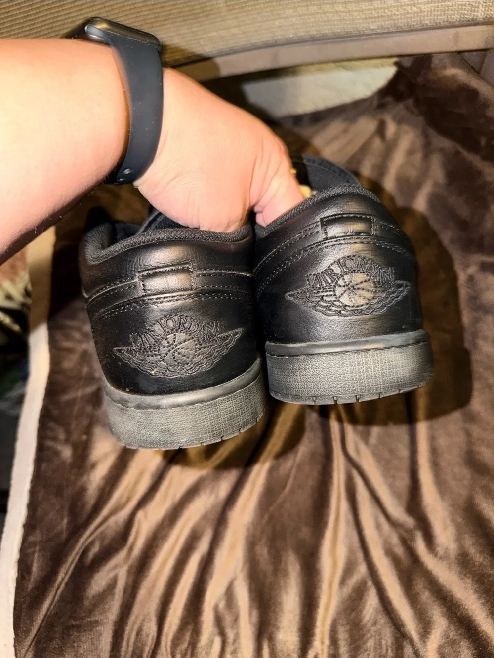 Nike Air Jordan 1 low basketball shoes sneakers triple black